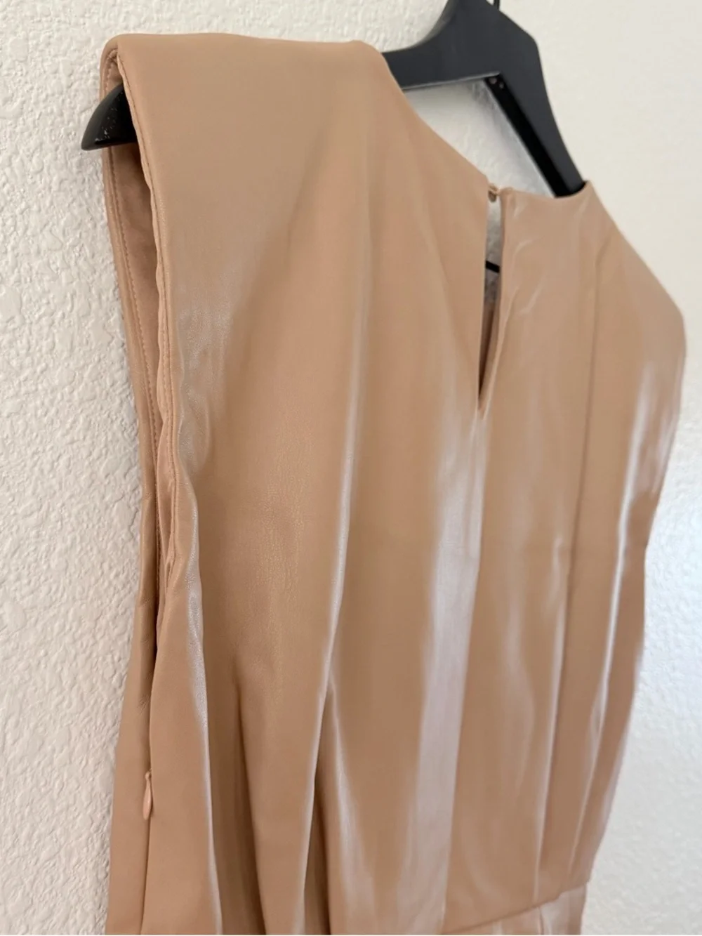 NWT Zara Sleeveless Shoulder Pad Cinch Waist Mini Dress Faux Leather Brown Tan M